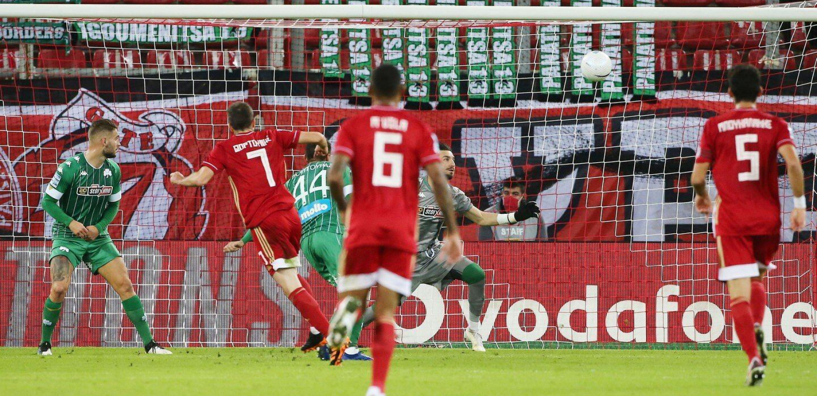 Super League: Αφεντικό ο Ολυμπιακός, 1-0 τον Παναθηναϊκό (βίντεο)