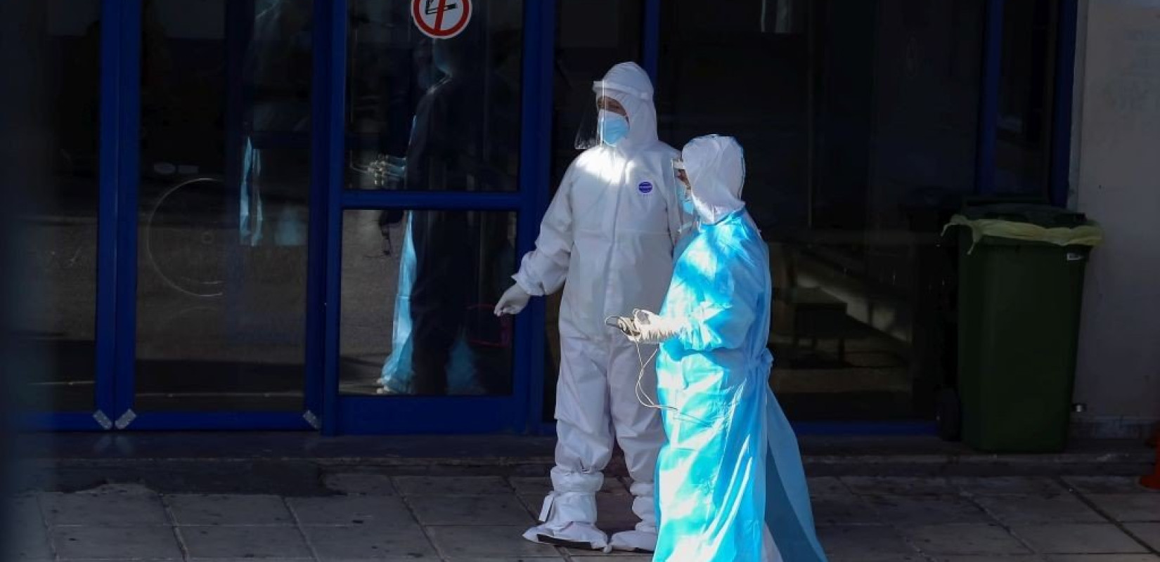 Γεμάτες παραμένουν οι ΜΕΘ των νοσοκομείων-510 νέα κρούσματα και 47 θάνατοι από κορονοϊό