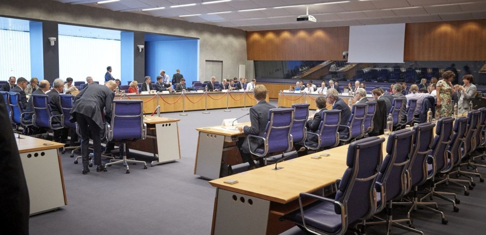 Έκτακτο Eurogroup για τις συντάξεις