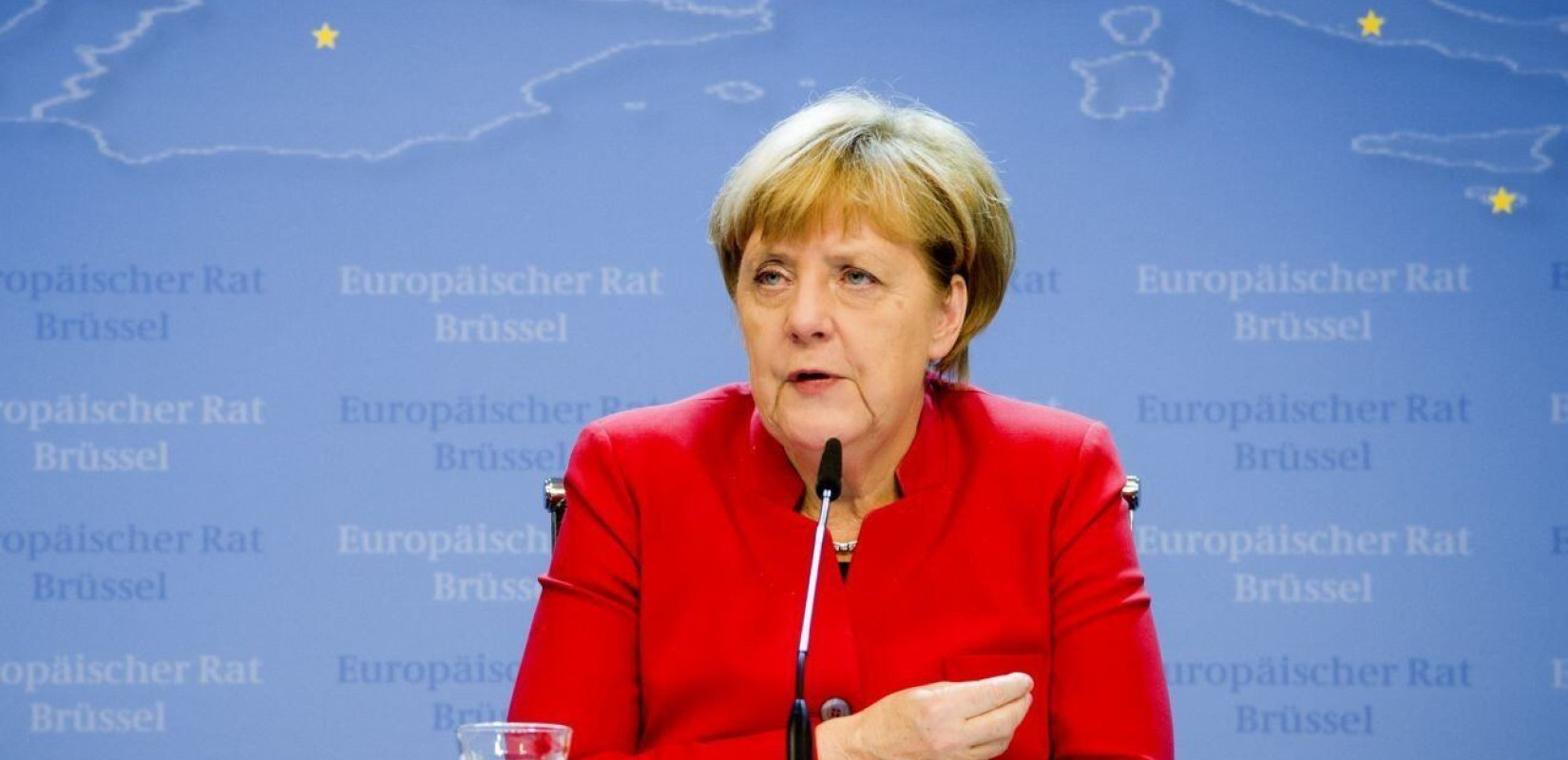 Brexit: Είμαστε προετοιμασμένοι για κάθε ενδεχόμενο, λέει η Μέρκελ