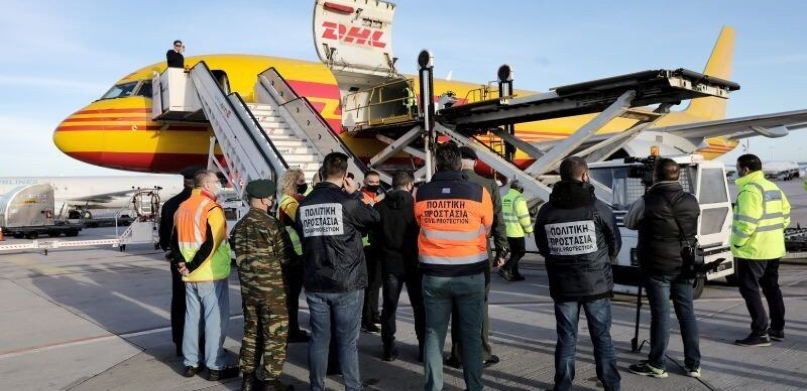 Κορονοϊός: Έφτασαν στην Ελλάδα οι 83.850 δόσεις του εμβολίου της Pfizer/BioNTech