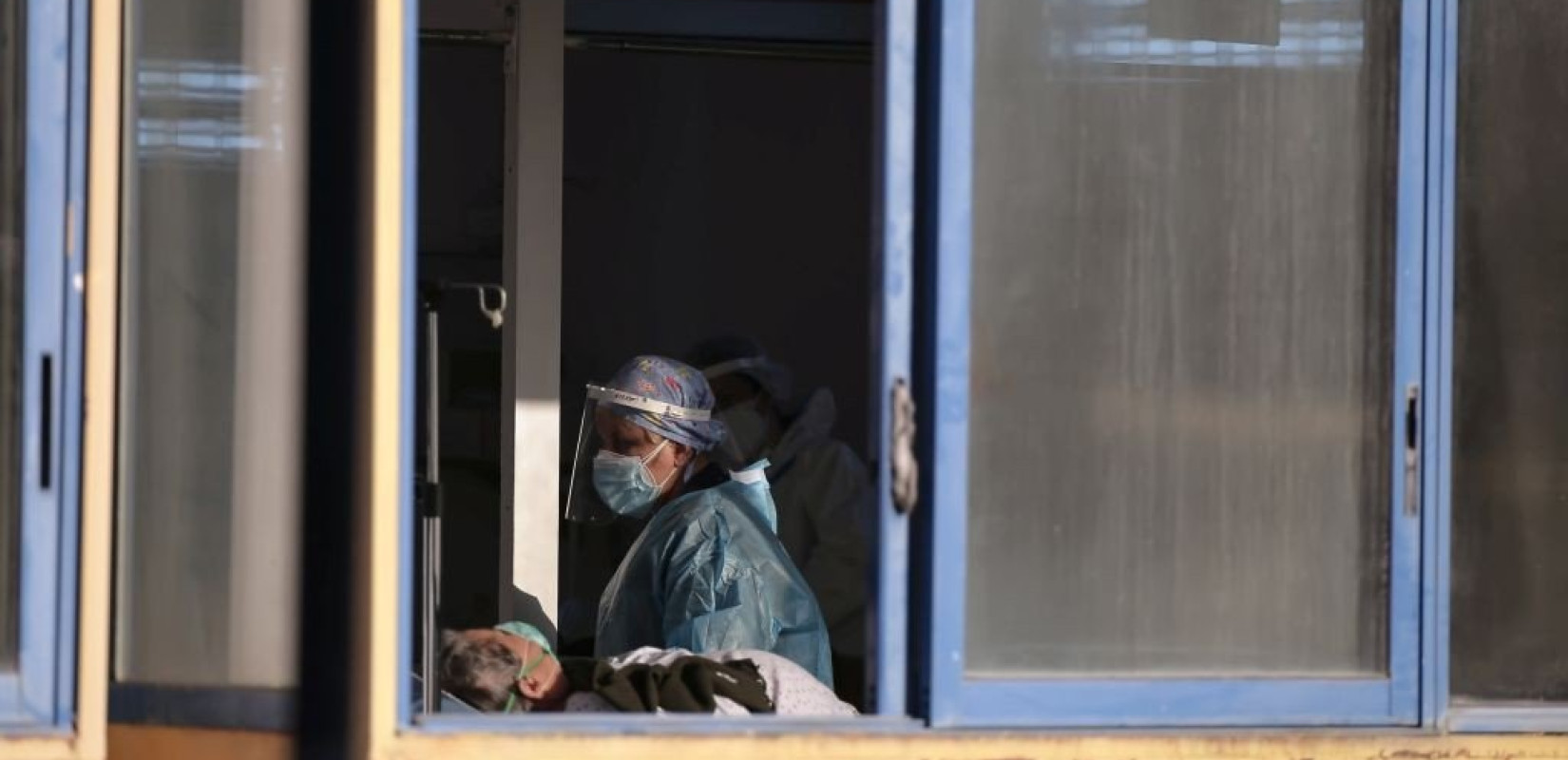 Κορονοϊός: 1.151 κρούσματα, 246 διασωληνωμένοι, 27 θάνατοι