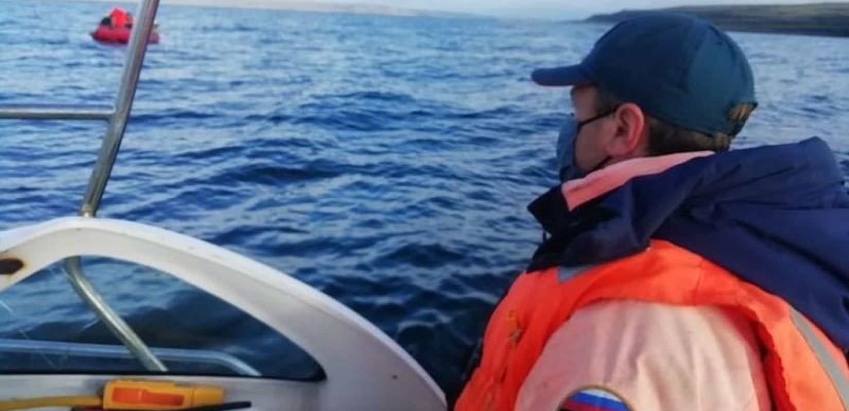 Ρωσία: Δεκαεπτά άνθρωποι αγνοούνται μετά τη βύθιση αλιευτικού στη Θάλασσα Μπάρεντς	