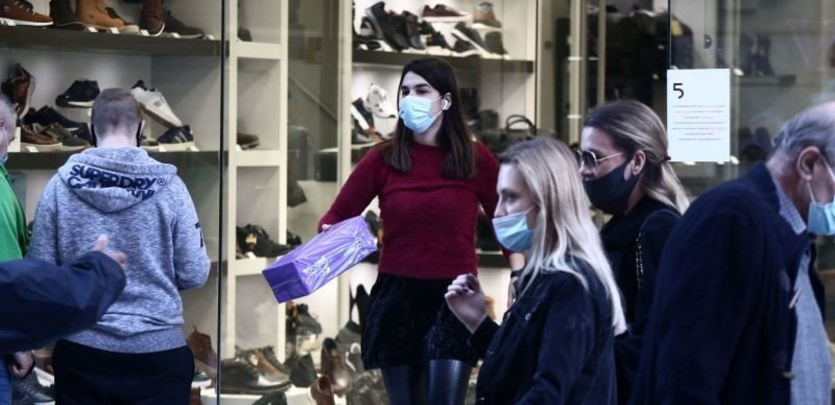 Γεωργιάδης: Έχουμε σχέδιο για το άνοιγμα της αγοράς - Προτεραιότητα σε ένδυση, υπόδηση 