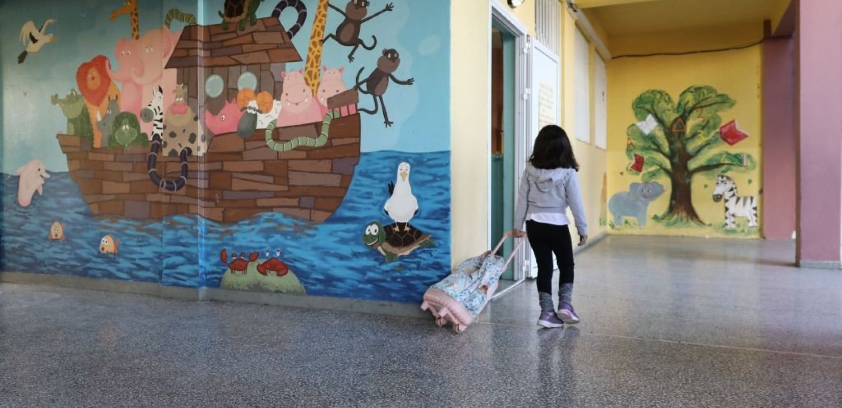 Στις 11 Ιανουαρίου ανοίγουν δημοτικά σχολεία και νηπιαγωγεία 