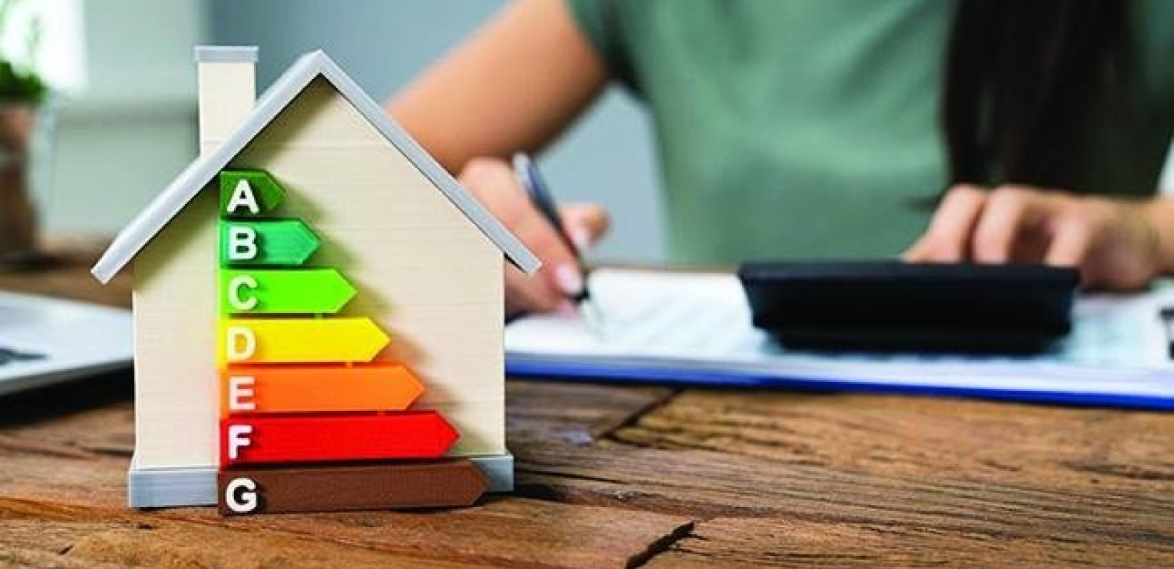 Παρατείνεται κατά ένα μήνα το «Εξοικονομώ - Αυτονομώ»   