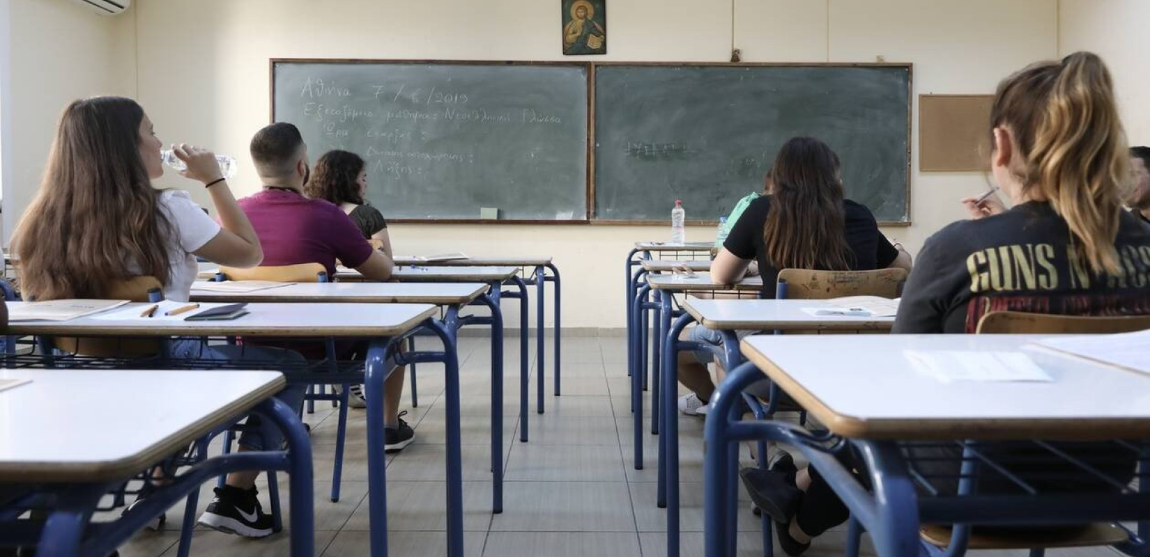 Νίκη Κεραμέως: Τα σχολεία θα ανοίξουν με τα ηπιότερα δυνατά μέτρα