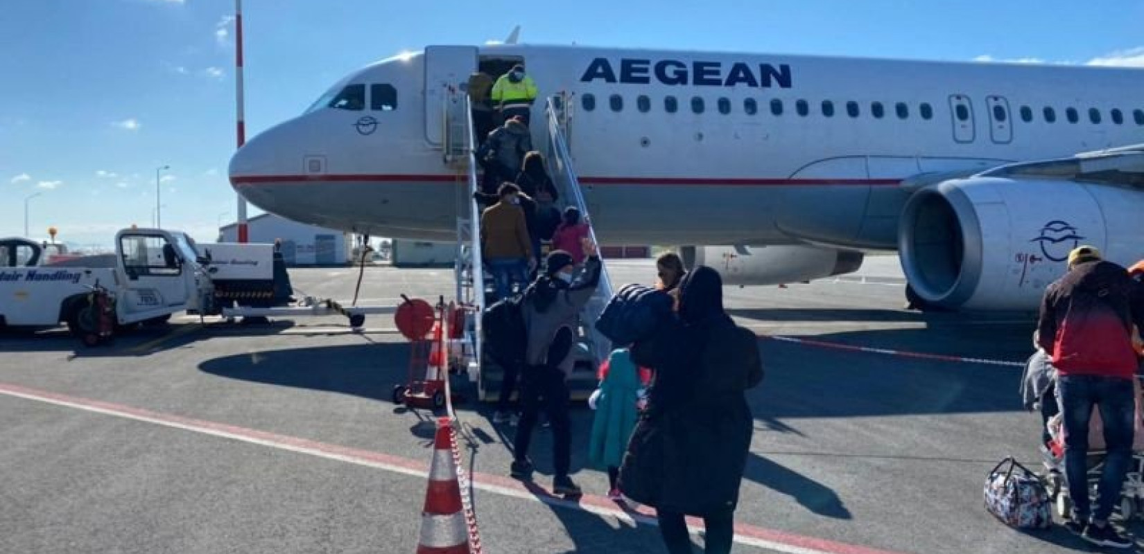 Μυτιλήνη: Αεροπορικώς στο Ανόβερο της Γερμανίας άλλοι 106 αναγνωρισμένοι πρόσφυγες 