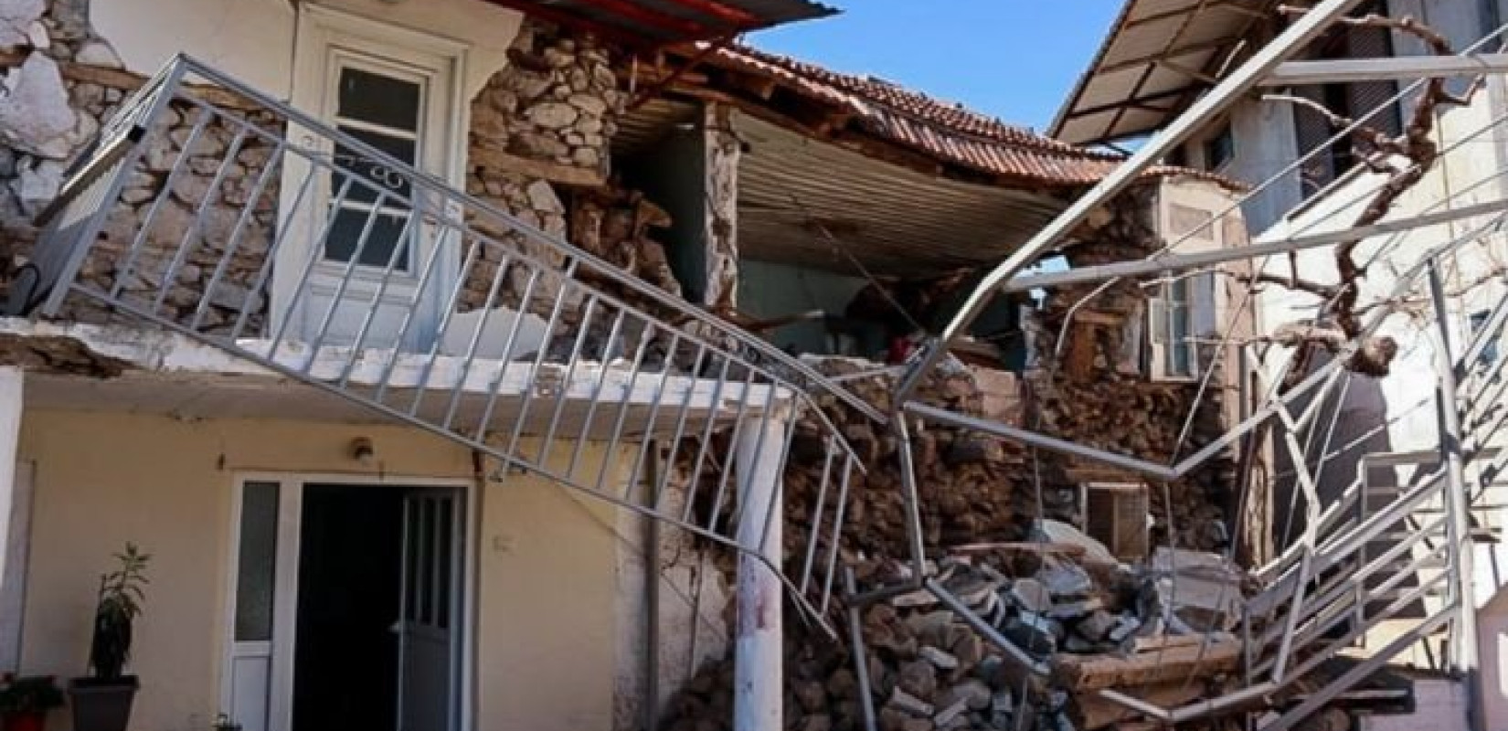 Μη κατοικήσιμα 1.424 σπίτια στη Θεσσαλία