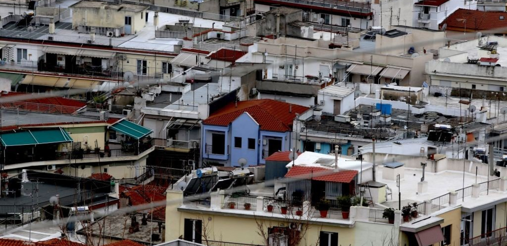 Θεσσαλονίκη: «Τρελάθηκαν» οι τιμές στα μεταχειρισμένα και πολύ παλιά διαμερίσματα