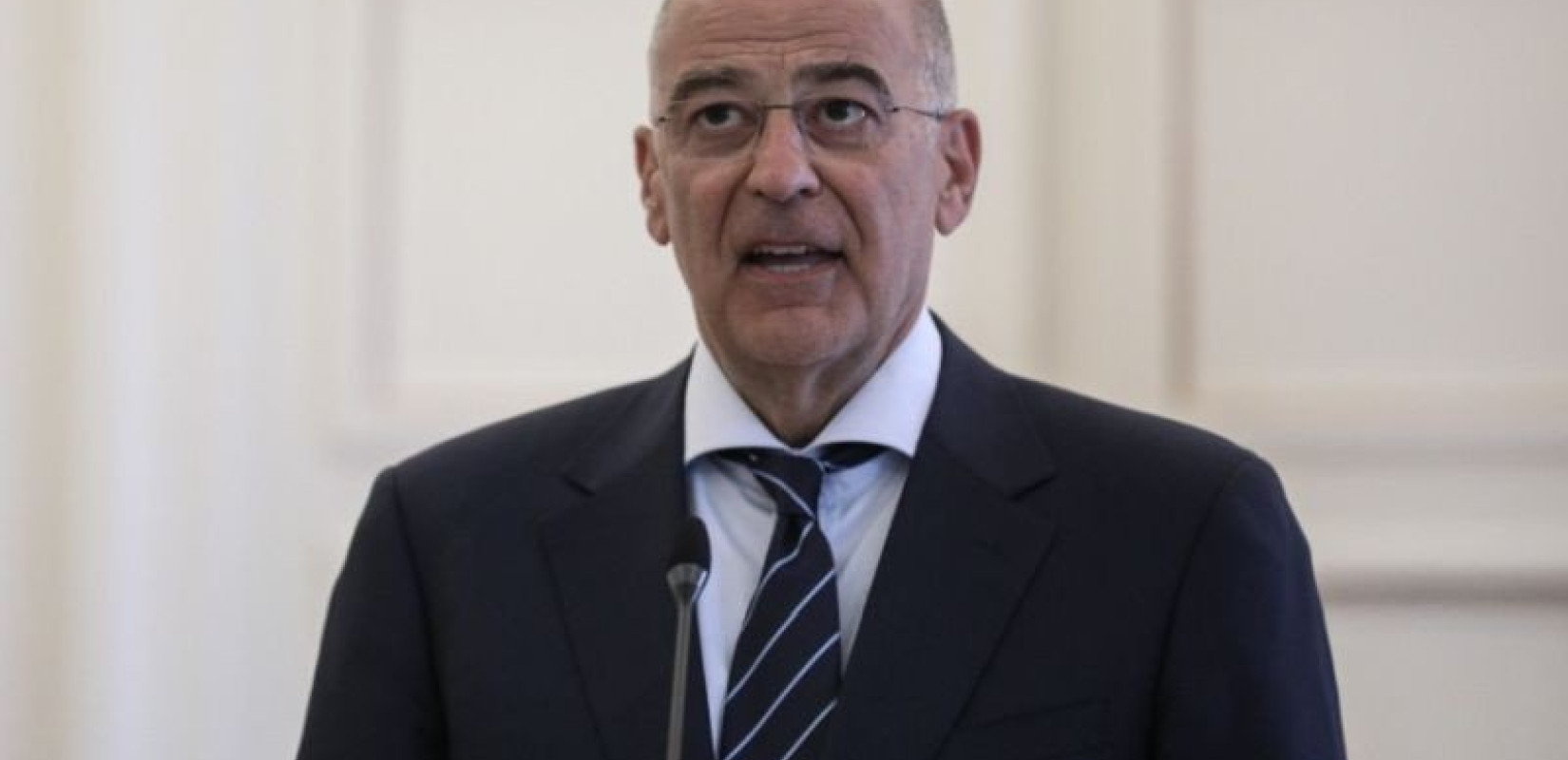 Το μήνυμα Δένδια για τη σημερινή παγκόσμια ημέρα πρόληψης κατά του καρκίνου του μαστού