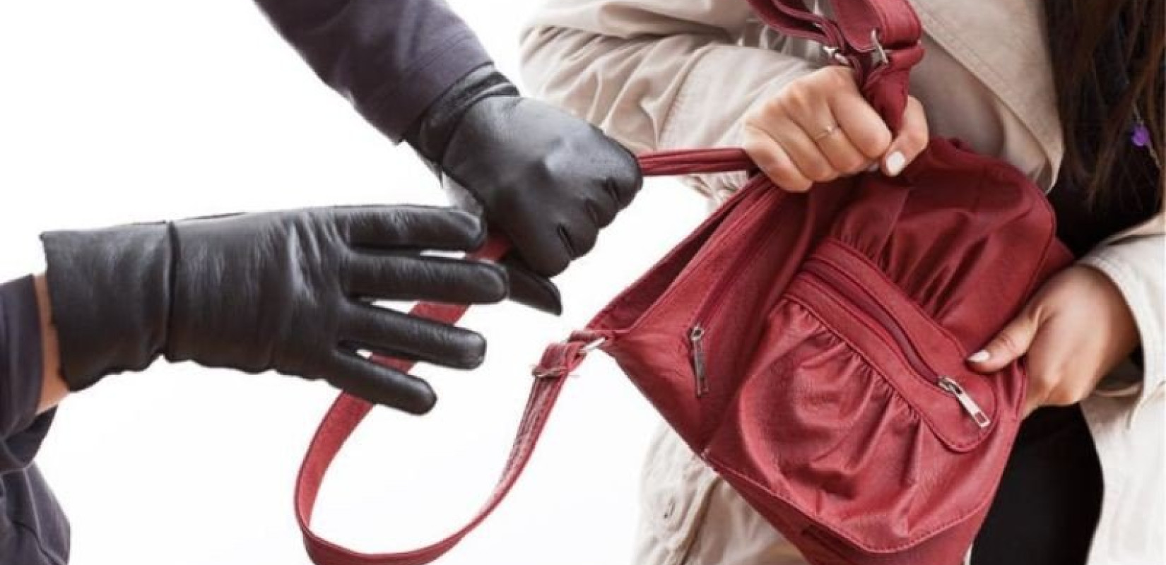 Εύοσμος: «Τσαντάκηδες» έκλεβαν με τη βία πεζές γυναίκες