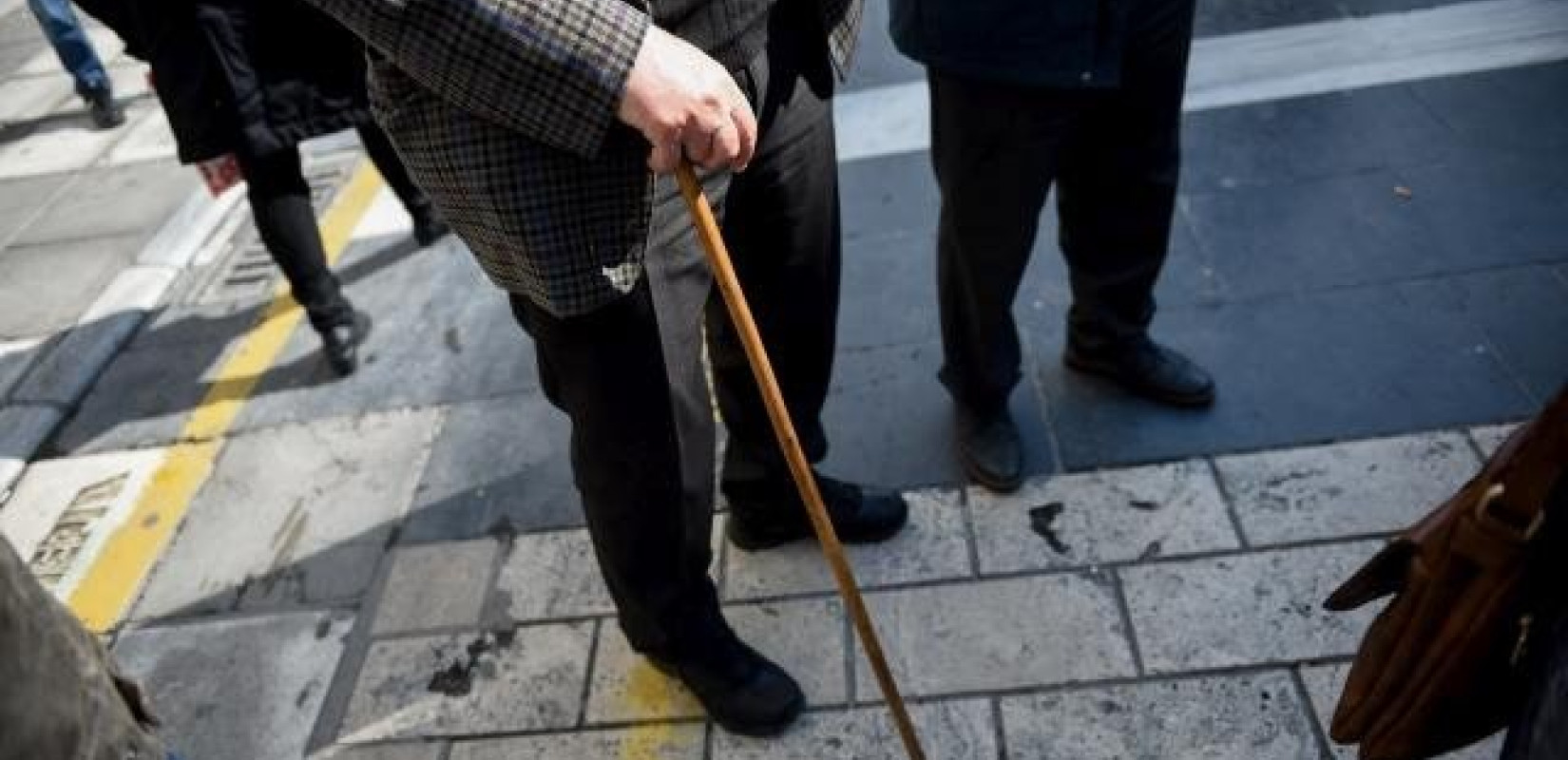 Συντάξεις Νοεμβρίου: Συνεχίζονται οι πληρωμές - Ποιες καταβάλλονται σήμερα Δευτέρα 27 Οκτωβρίου