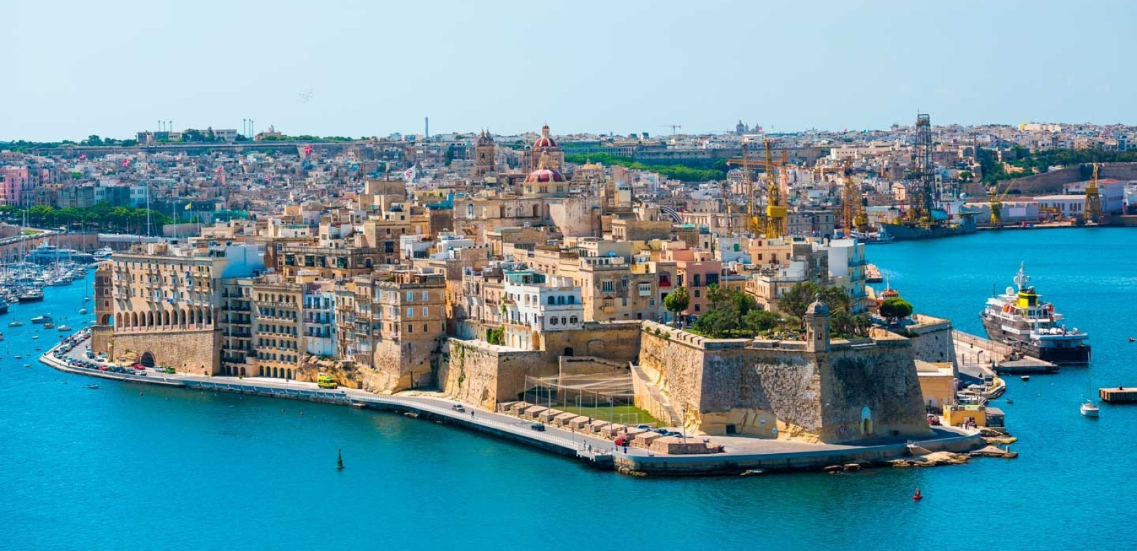 Κορονοϊός: Ευρωπαϊκή χώρα πληρώνει τους τουρίστες για να την επισκεφτούν!