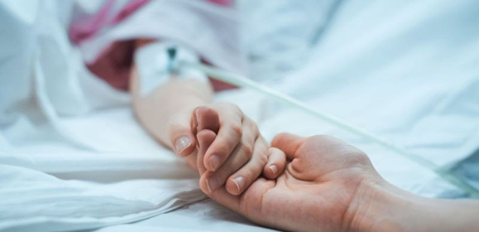 Κρήτη: Αγωνία για το 2,5 ετών κοριτσάκι που παρέσυρε ο πατέρας του με το αυτοκίνητο - «Παιδί μου τι σου έκανα...»