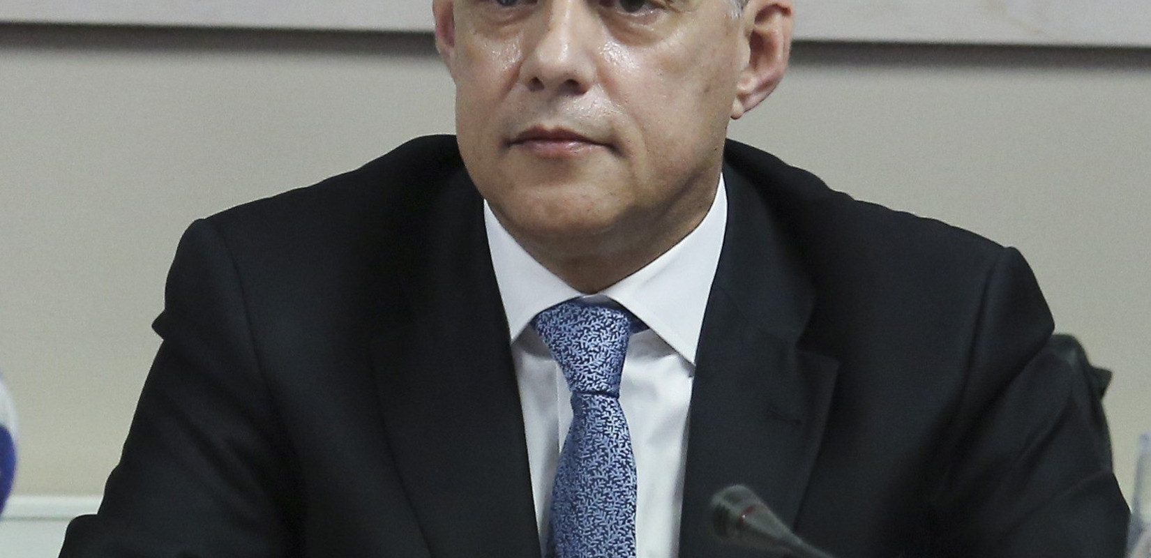 Παλαμάς: Εξαγριωμένοι κάτοικοι προπηλάκισαν τον Κ. Aγοραστό - Φυγαδεύτηκε από την αστυνομία ο Περιφερειάρχης