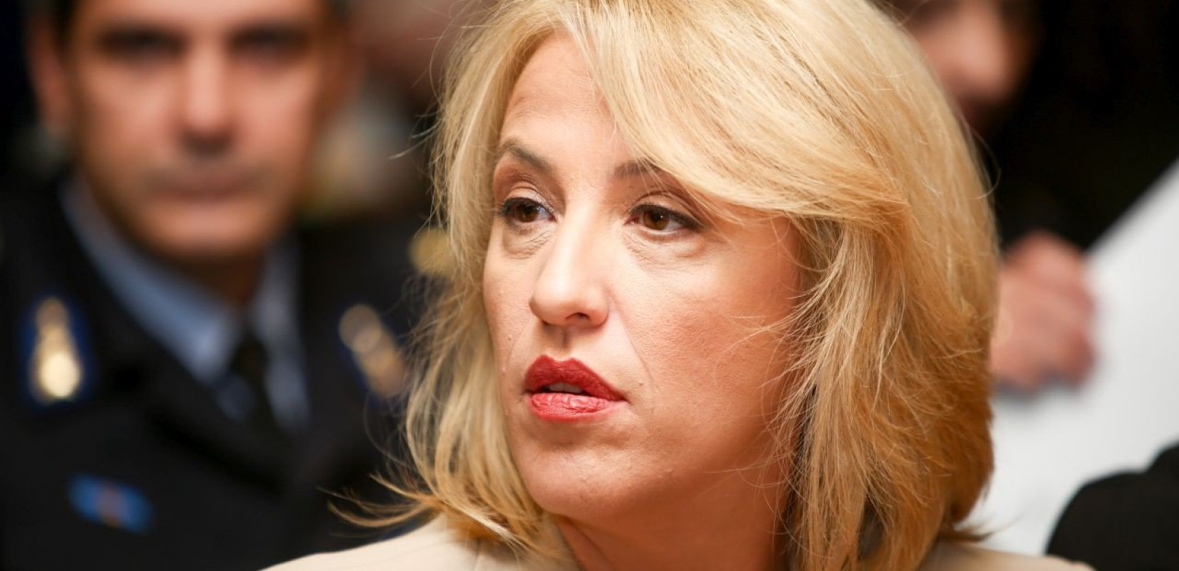 Ρένα Δούρου: "Ακόμη και οι αθώοι χρειάζεται να περιμένουν"