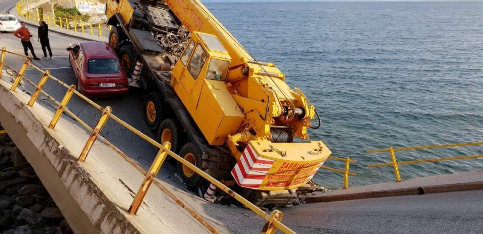 Να γκρεμιστεί η γέφυρα στην Καβάλα πρότεινε η δήμαρχος
