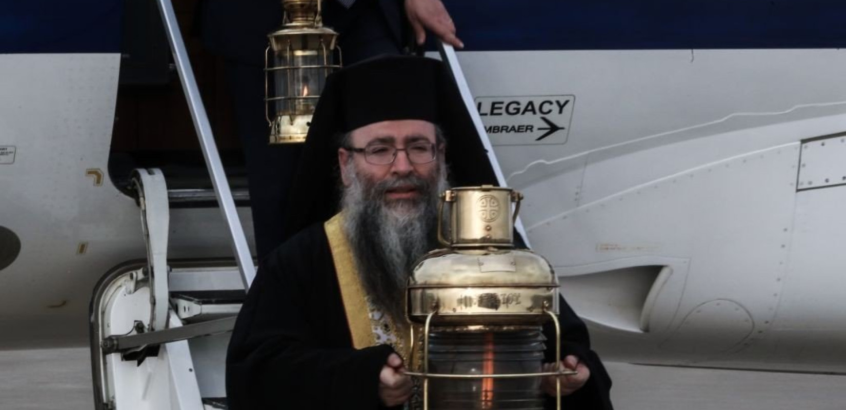 «Άγιο Φως»: Στα Ιεροσόλυμα βρίσκεται η ελληνική αποστολή