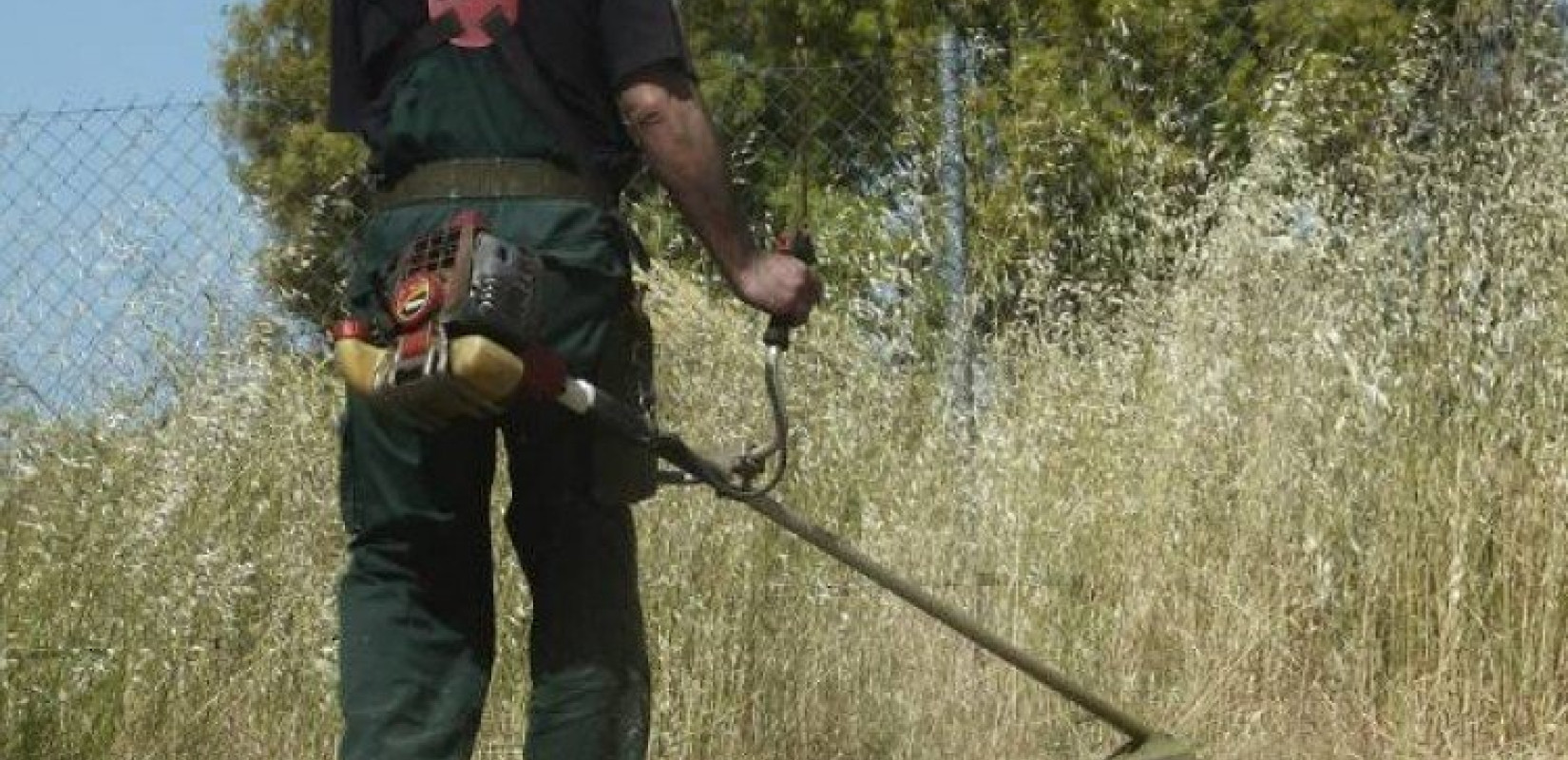 Δήμος Καλαμαριάς: Υποχρεωτικός ο καθαρισμός οικοπέδων ενόψει της αντιπυρικής περιόδου 2025