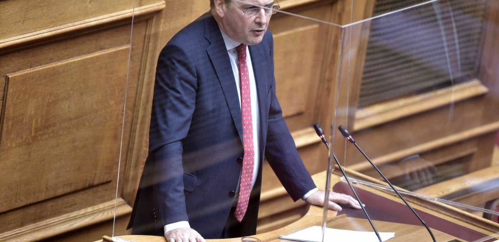 Χατζηδάκης: Υπέρ των εργαζομένων το νέο νομοσχέδιο – Λογικό να μην ικανοποιεί τους πάντες