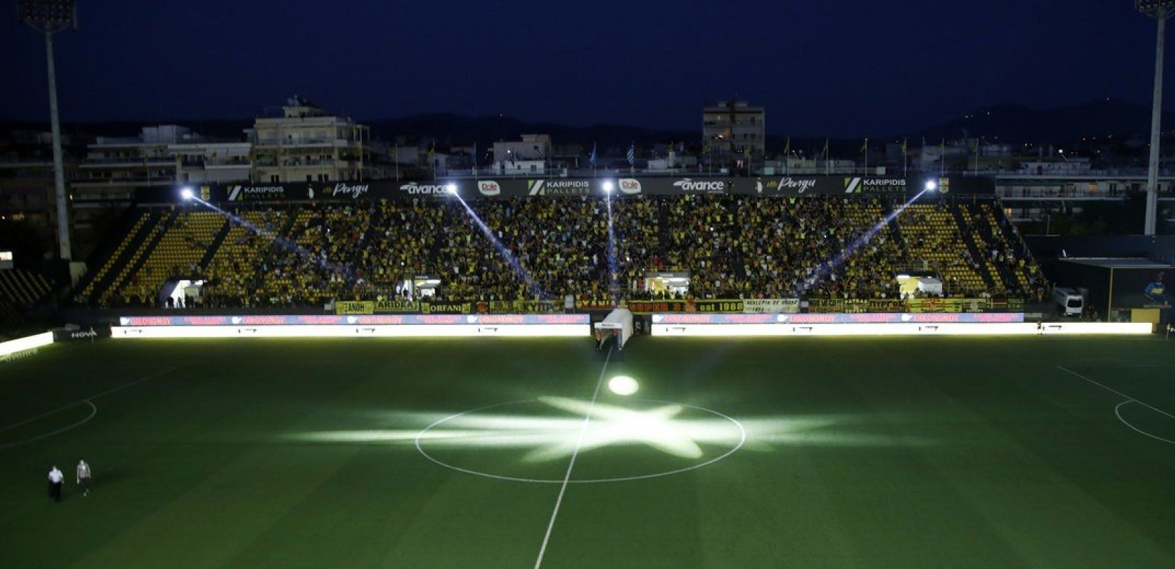 Στο 50% η πληρότητα στα ανοιχτά γήπεδα