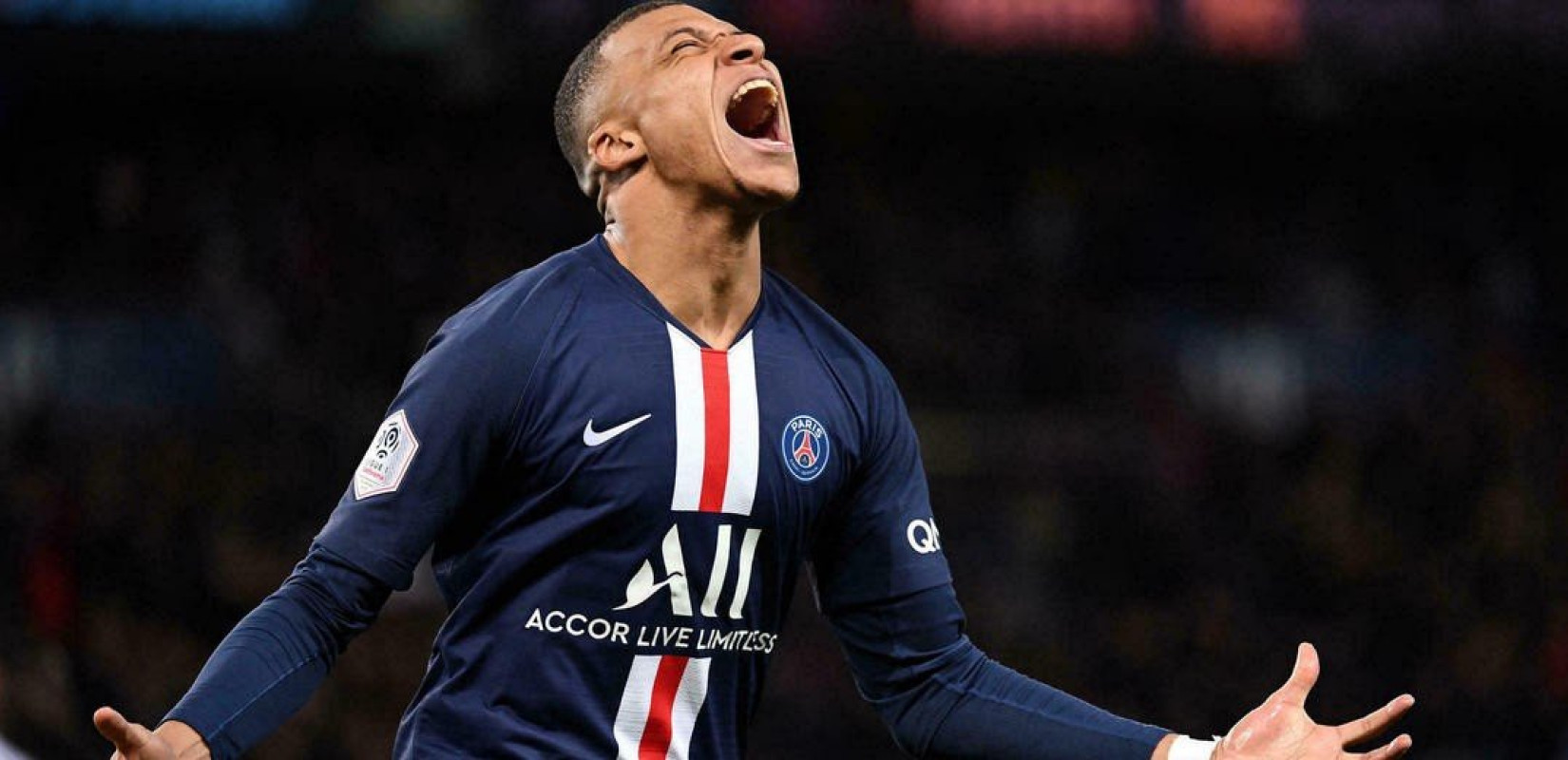 Ο Μπαπέ παραμένει στην Παρί Σεν Ζερμέν με χρήματα που κόβουν την ανάσα