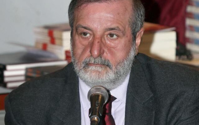 Η σημειολογία του γελοίου...