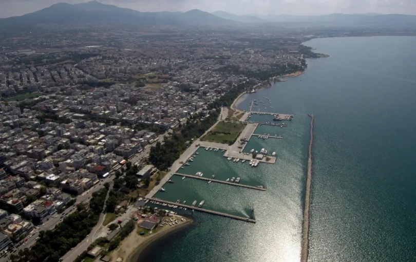 Στη Βουλή το ζήτημα του αποκλεισμού της Καλαμαριάς από τον σχεδιασμό για το παραλιακό μέτωπο της Θεσσαλονίκης