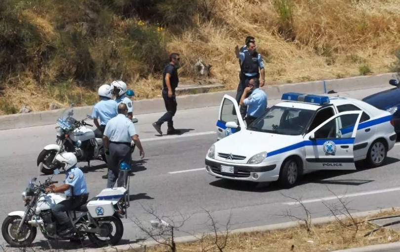 Ασπροβάλτα: Καταδίωξη στην Εγνατία Οδό και τέσσερις συλλήψεις - Μετέφεραν παράτυπους μετανάστες