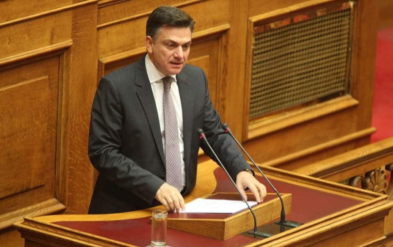 Πως και η μεγαλύτερη απόσταση καλύπτεται γρήγορα με τα… ροδάκια της υπουργικής καρέκλας