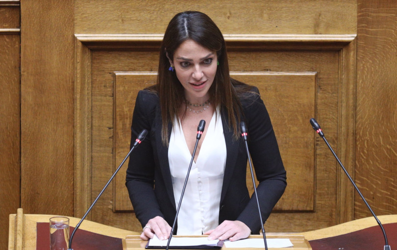 Δ. Μιχαηλίδου: «Στα 1.050 ευρώ το μήνα η οικονομική στήριξη στη θεία των παιδιών της 39χρονης από την Καλαμάτα»