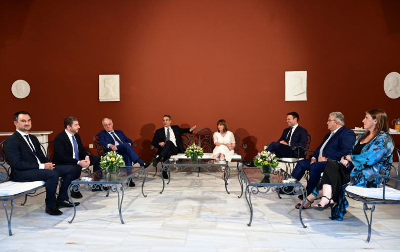 Το παρασκήνιο από το Προεδρικό, η Κατερίνα και η Δόμνα που ξεχώρισαν και η μάχη για τους Γενικούς Γραμματείς από τη Βόρεια Ελλάδα. Γράφει ο Μποξέρ*