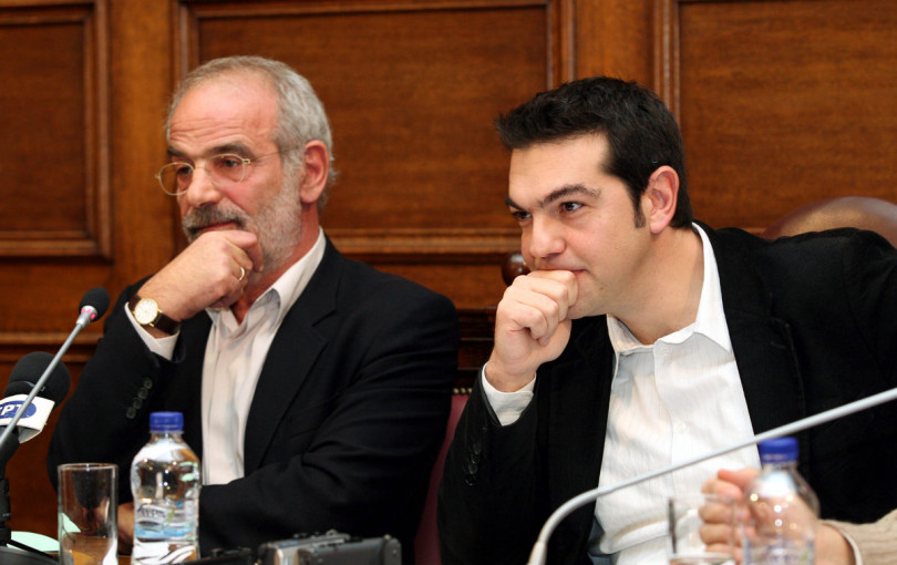 Αλαβάνος: Ο κόσμος βρίσκεται σε εξαιρετική δυσκολία και τώρα μιλάνε για κάποιον Τσίπρα ή Τσόπρα ή Τσάπρα;