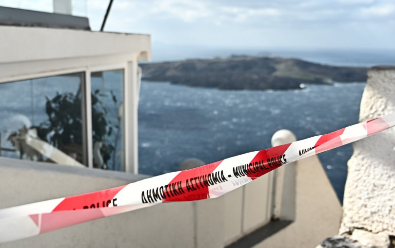 «Έφοδος» σε σπίτια της Σαντορίνης για ναρκωτικά - Δύο συλλήψεις και κατάσχεση μεγάλης ποσότητας κάνναβης