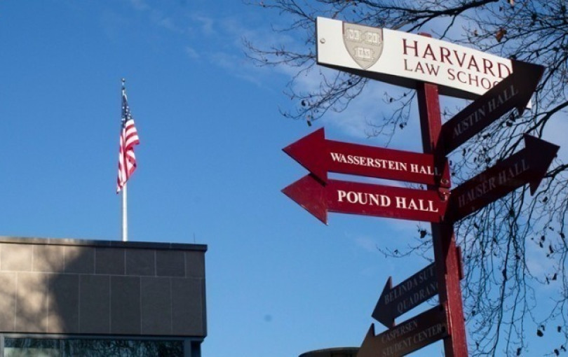 ΗΠΑ: Η αμερικανική κυβέρνηση μηνύει το Χάρβαρντ για τη μεταχείριση των Εβραίων και Ισραηλινών φοιτητών