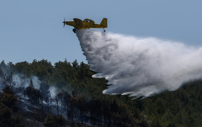 Φωτιά στην Ανθήλη Φθιώτιδας: Σηκώθηκαν 2 αεροσκάφη