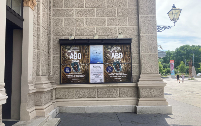 Αφίσες της ΚΟΘ στη Βιέννη