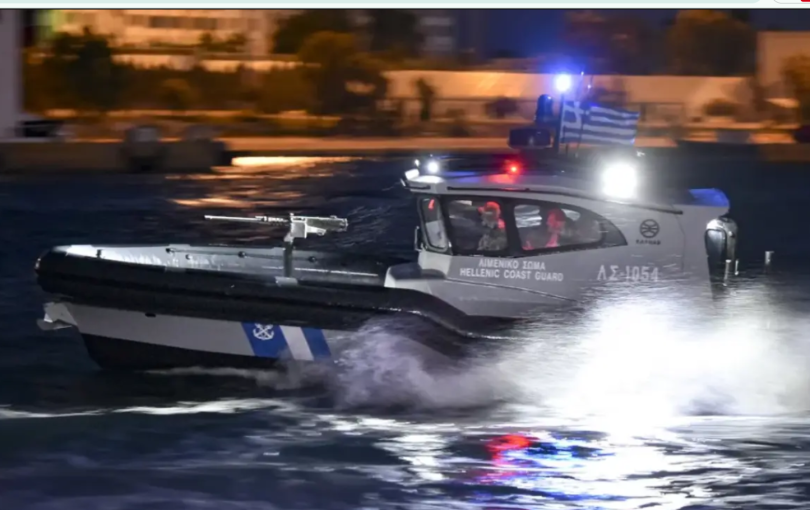 Συναγερμός στον Ευβοϊκό: Αλιευτικό σκάφος παρουσίασε εισροή υδάτων και προσάραξε βόρεια των Στύρων