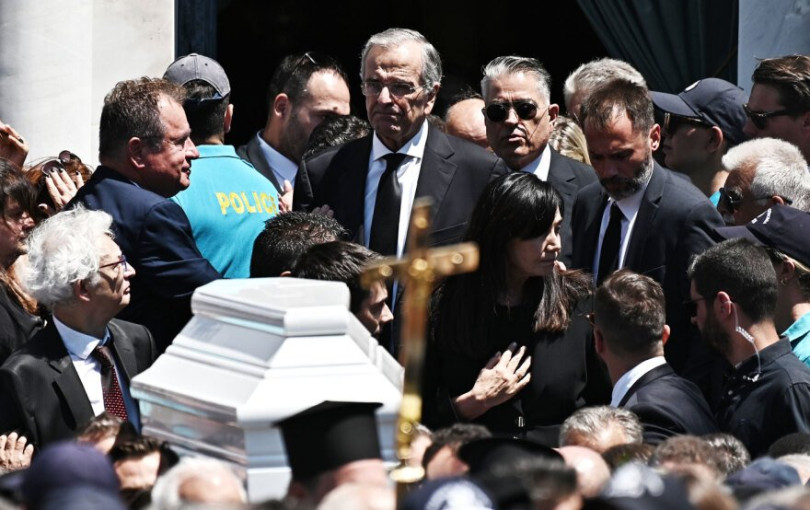 Οι Θεσσαλονικείς στην κηδεία της κόρης του Αντώνη Σαμαρά