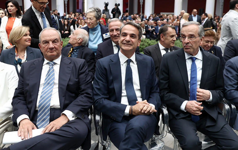 Ένα βιβλίο θα φέρει πιο κοντά τη ΝΔ; Γράφει ο Μποξέρ