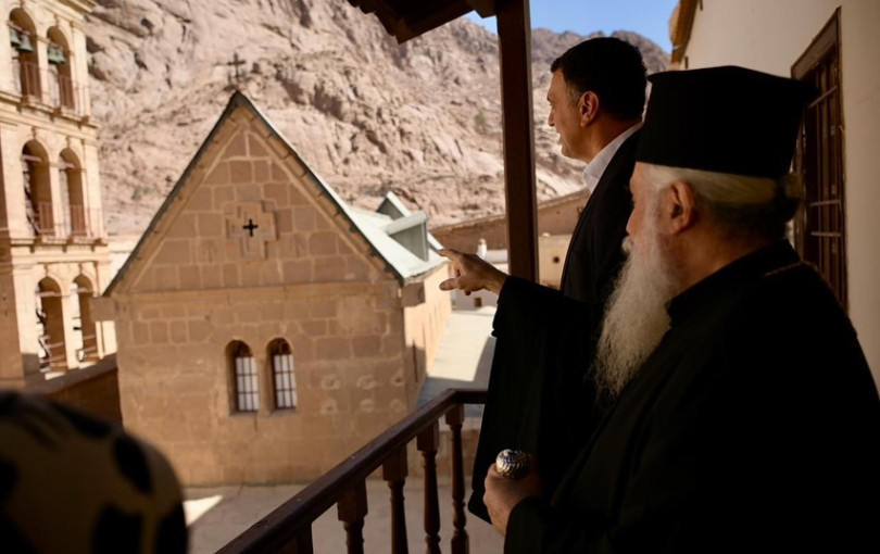 Στη Μονή Σινά ο Βασίλης Κικίλιας