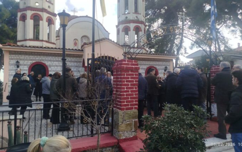 Θεσσαλονίκη: Δύο κηδείες, πολλές παρουσίες και μία απουσία που συζητήθηκε