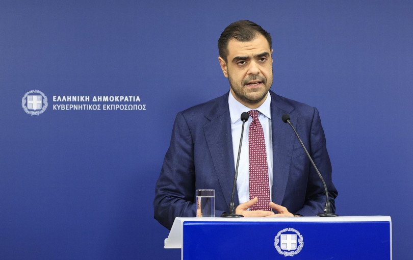 «Τα λεφτά δεν φύτρωσαν ούτε είναι δανεικά»: Ο Παύλος Μαρινάκης εξηγεί τα μέτρα της ΔΕΘ και απαντά σε Σαμαρά - Τσίπρα (βίντεο)