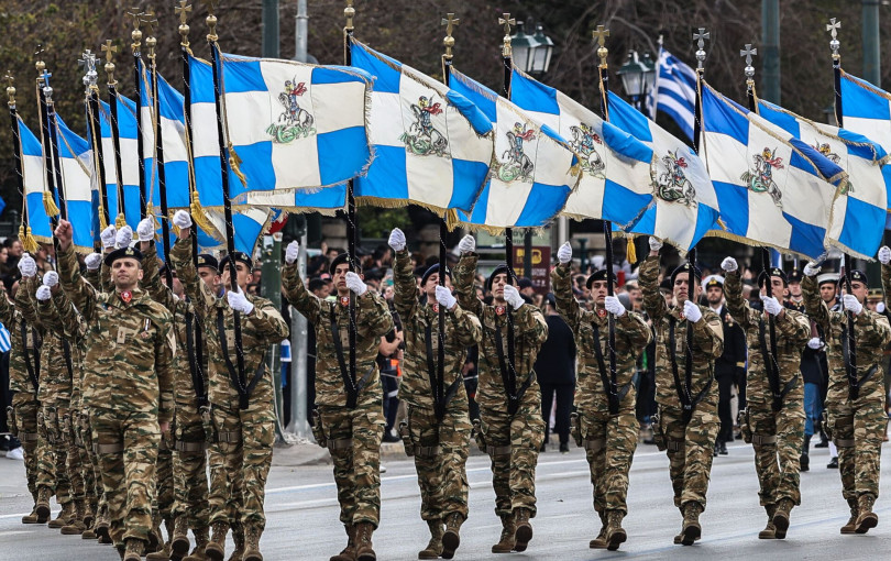 Θεσσαλονίκη: Στις 11 η μεγάλη στρατιωτική παρέλαση με... την «Ασπίδα του Αχιλλέα» και... γιγαντοθόνη