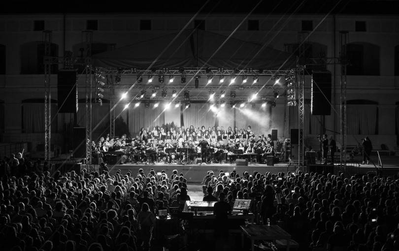 Θεσσαλονίκη: Η 140μελής Terpsis Orchestra με τη Μελίνα Κανά στο Θέατρο Δάσους