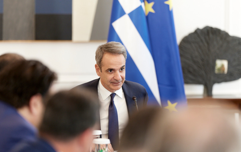 To… «Εmily in Mykonos» στο υπουργικό