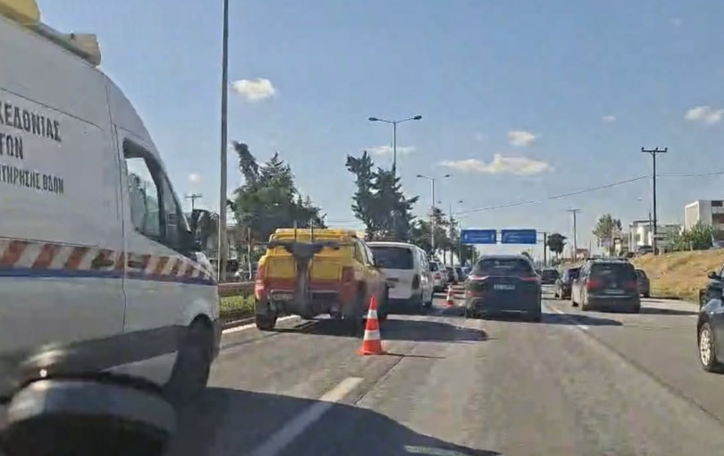 Θεσσαλονίκη: Καραμπόλα με έξι ΙΧ στην Μουδανιών - Δείτε βίντεο