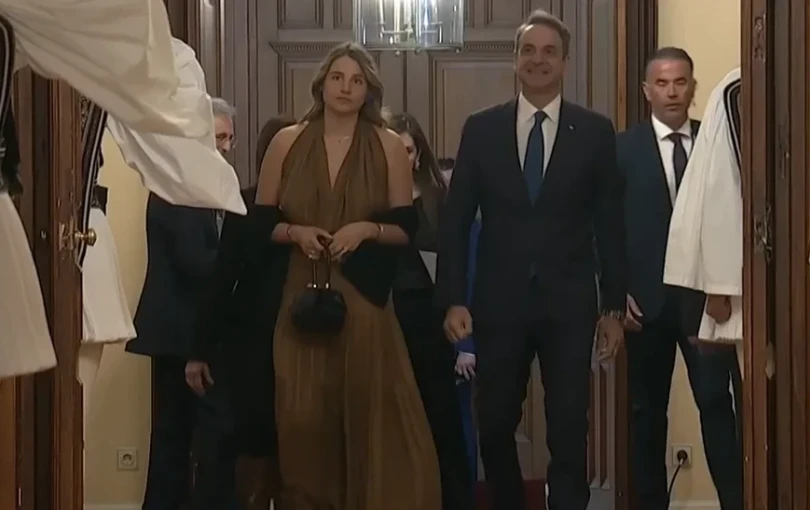 Στο Προεδρικό Μέγαρο...