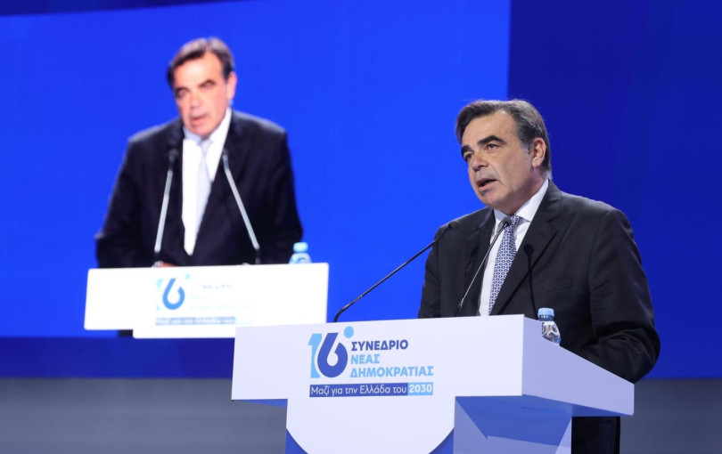 42 χρόνια μετά...